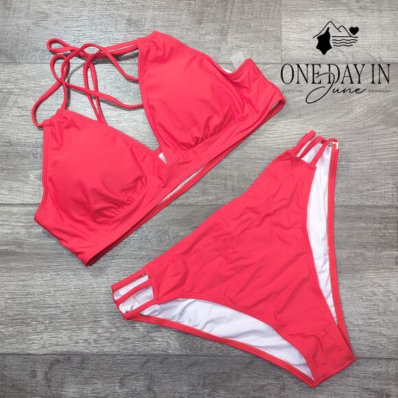 Adisputent Strappy Back Bikini Swimsuit Size L - Picture 2 of 5